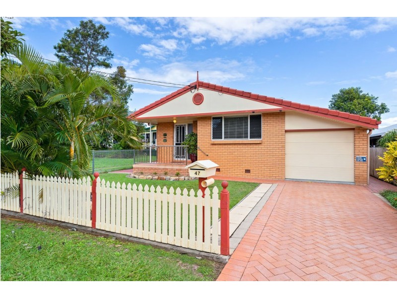 47 Ellen Street, Woody Point QLD 4019