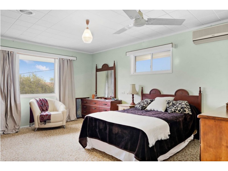 4 Marigold Street, Margate QLD 4019