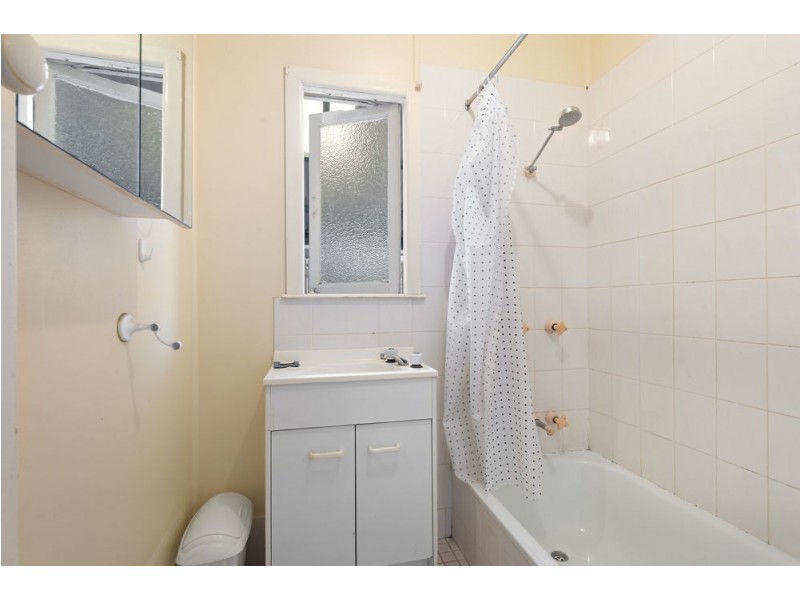 52 Ewan Street, Margate QLD 4019