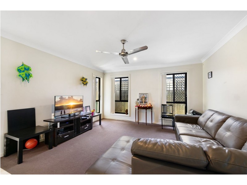 27 Leichhardt Avenue, Rothwell QLD 4022