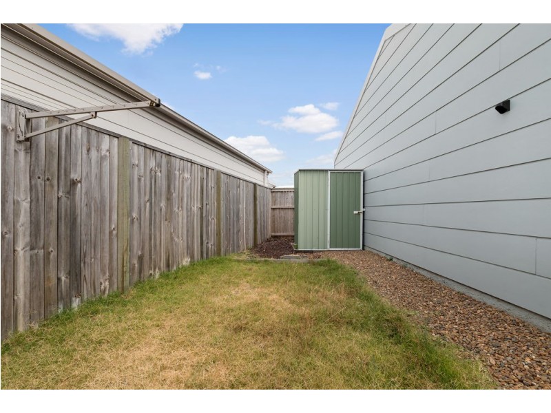 8 Driftwood Lane, Deception Bay QLD 4508