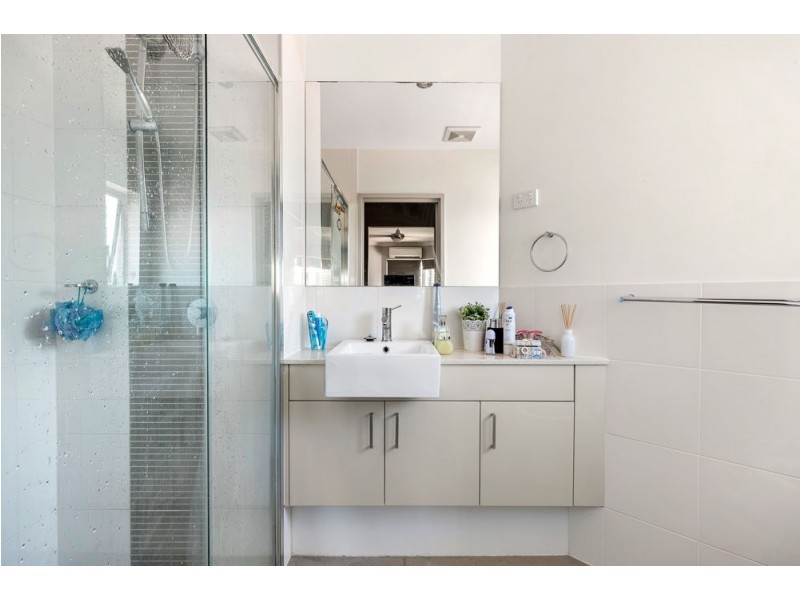 11/12 Portwood Street, Redcliffe QLD 4020