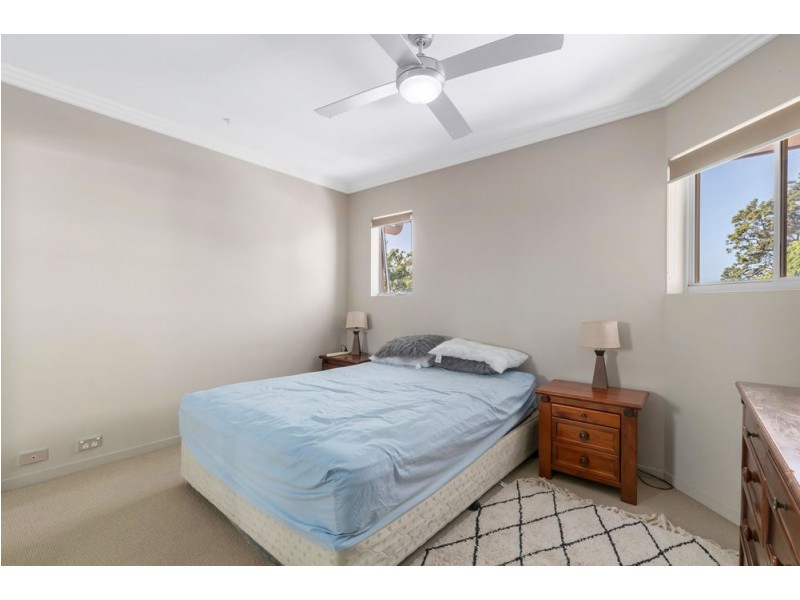 11/12 Portwood Street, Redcliffe QLD 4020