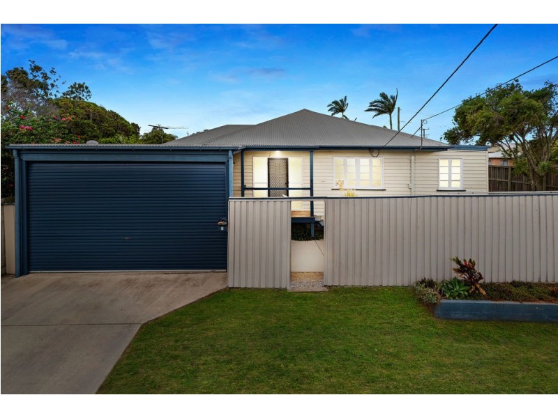 2 Bradley Road, Clontarf QLD 4019