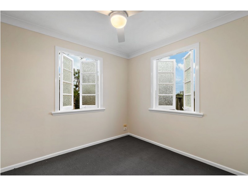 2 Bradley Road, Clontarf QLD 4019