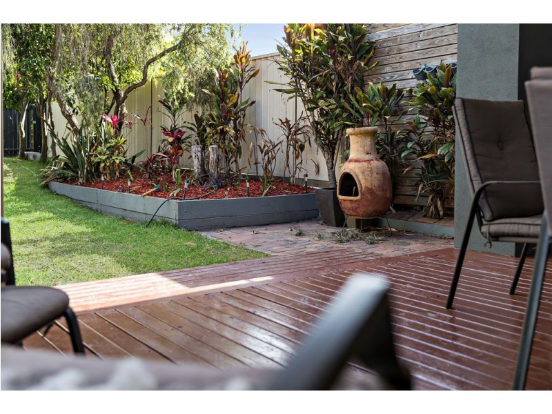 6 Osborne Tce, Deception Bay QLD 4508