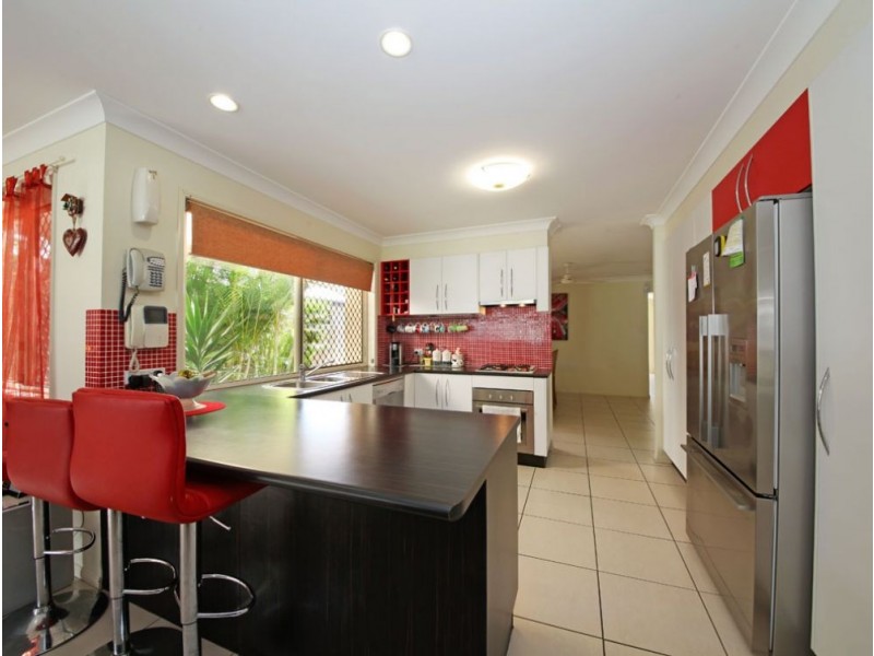 5 Jemma Street, Rothwell QLD 4022