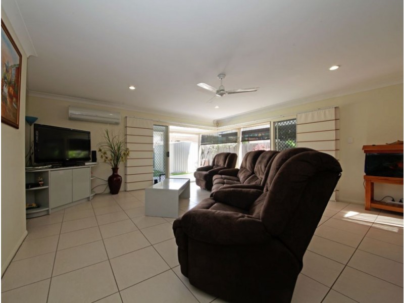 5 Jemma Street, Rothwell QLD 4022