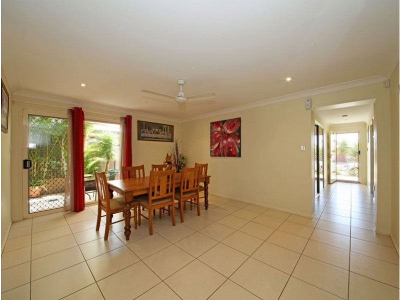 5 Jemma Street, Rothwell QLD 4022