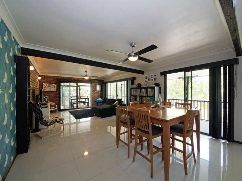 5 Amersham Street, Kippa-ring QLD 4021