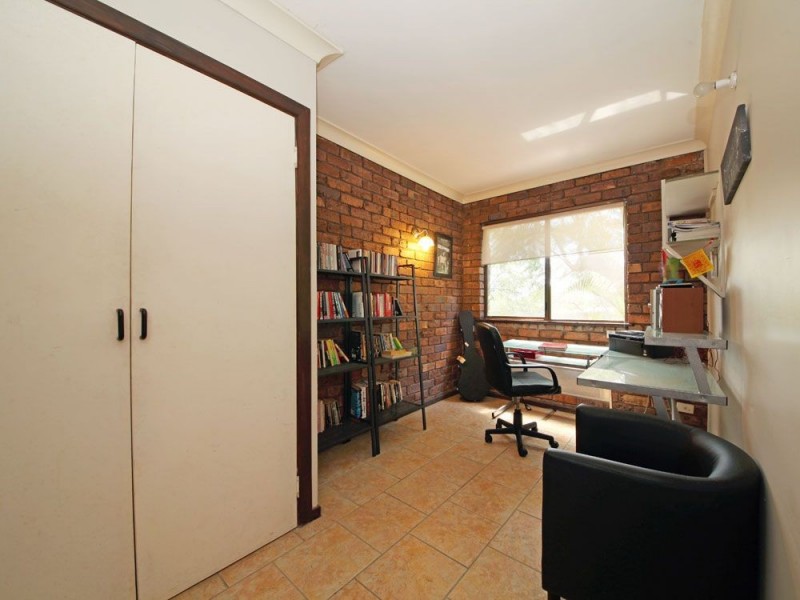 5 Amersham Street, Kippa-ring QLD 4021