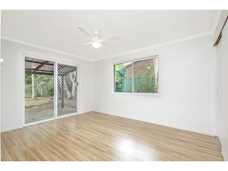 8 McGahey Street, Rothwell QLD 4022