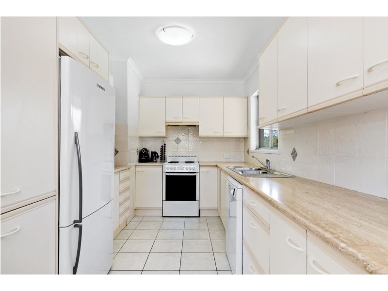 8 Melinda Court, Margate QLD 4019