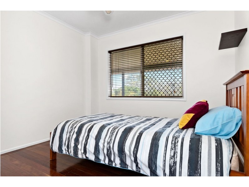 8 Melinda Court, Margate QLD 4019