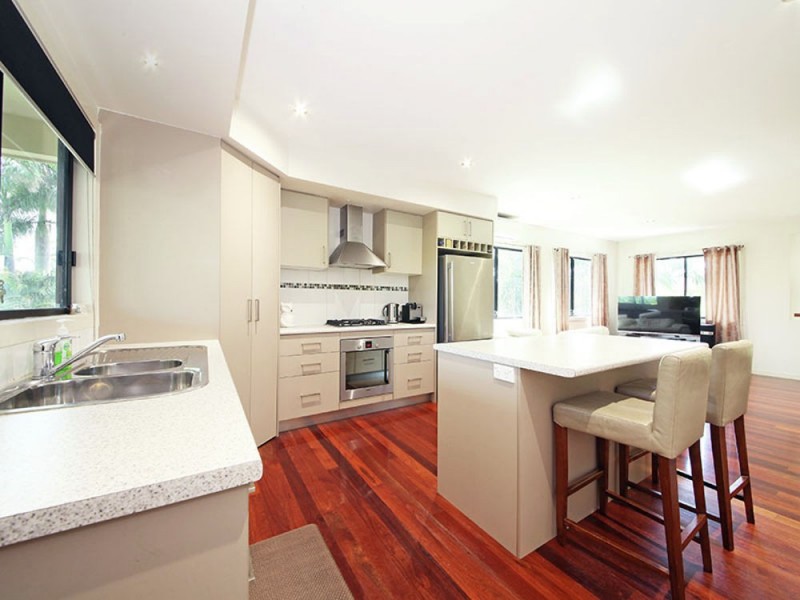 30B Hill Parade, Clontarf QLD 4019