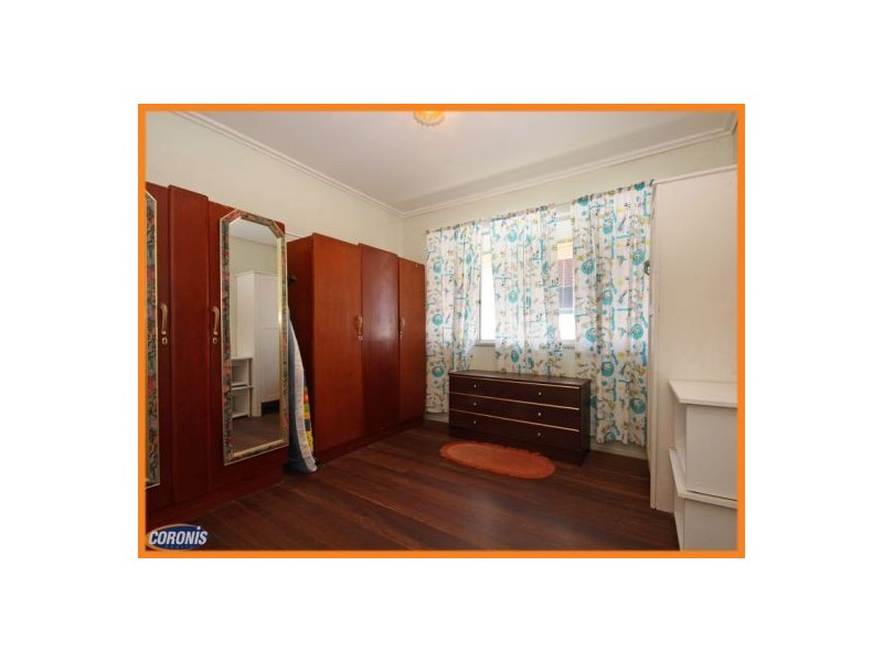 15a Louis Street, Redcliffe QLD 4020