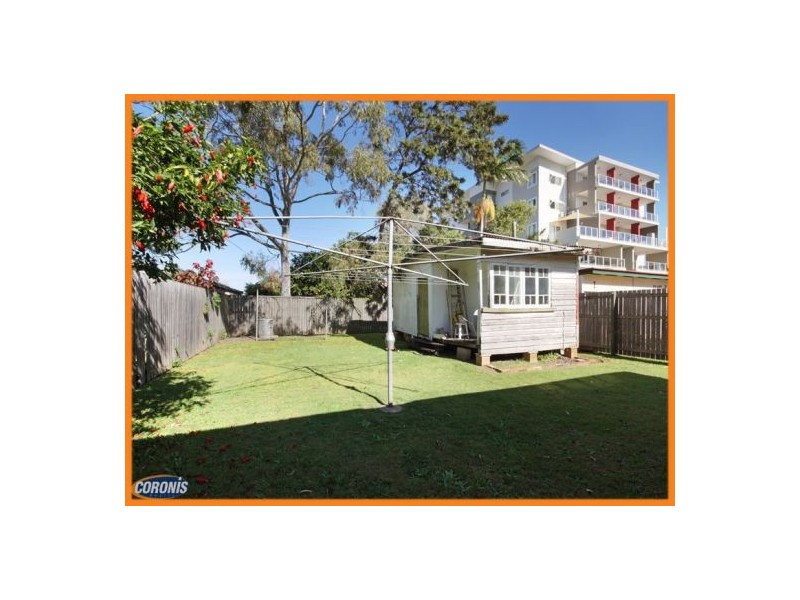 15a Louis Street, Redcliffe QLD 4020
