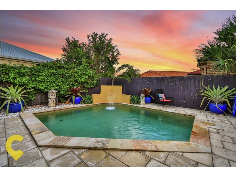 6 Bryce Court, Redcliffe QLD 4020