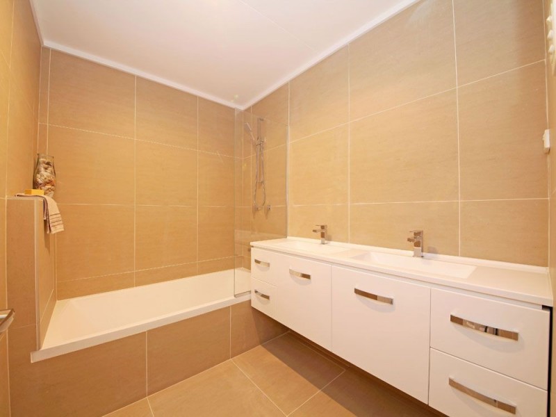 2 Savannah Street, Redcliffe QLD 4020