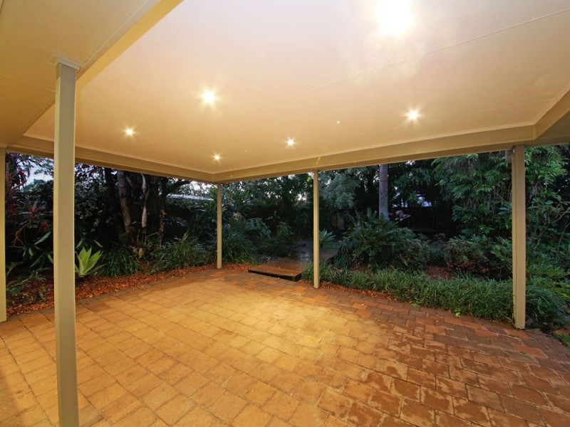 2 Savannah Street, Redcliffe QLD 4020