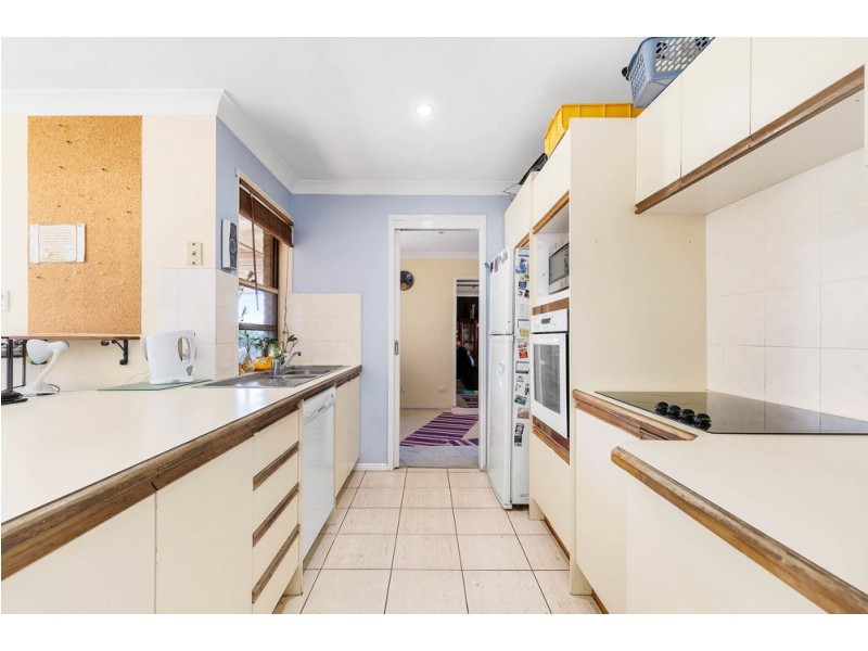 9 Cook Avenue, Caboolture South QLD 4510