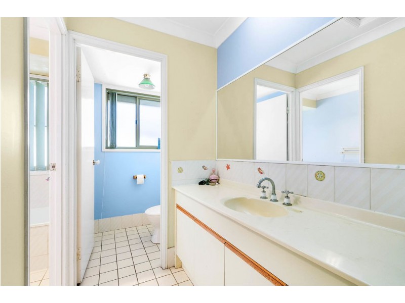 9 Cook Avenue, Caboolture South QLD 4510