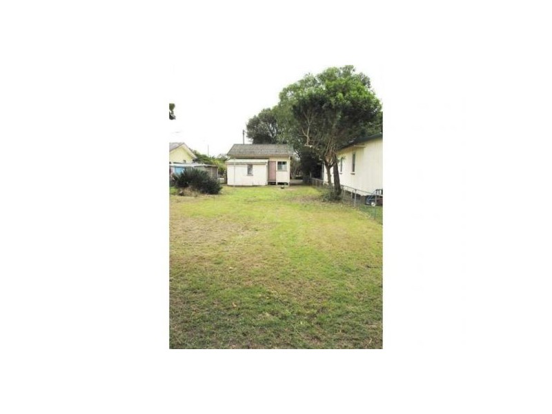 12 Barron Road, Margate QLD 4019