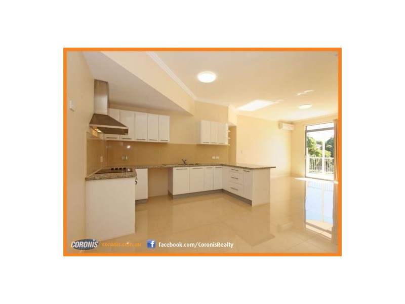 6/32 Rock Street, Scarborough QLD 4020