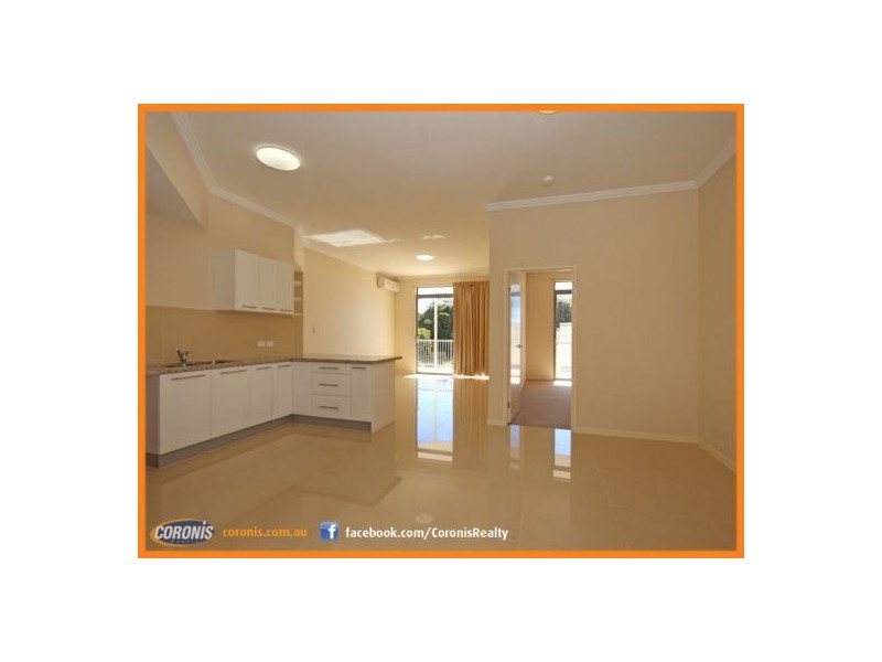 6/32 Rock Street, Scarborough QLD 4020