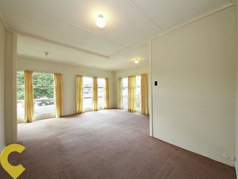 57 Griffith Road, Scarborough QLD 4020