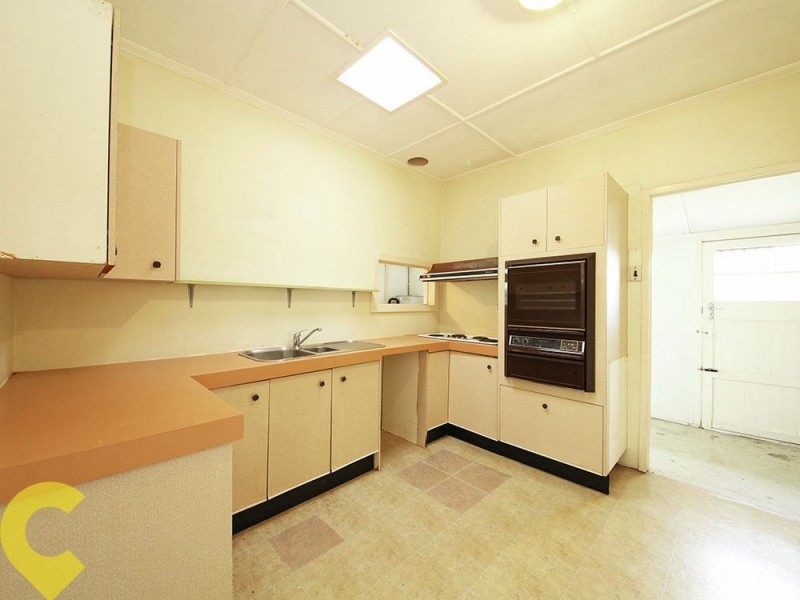 57 Griffith Road, Scarborough QLD 4020