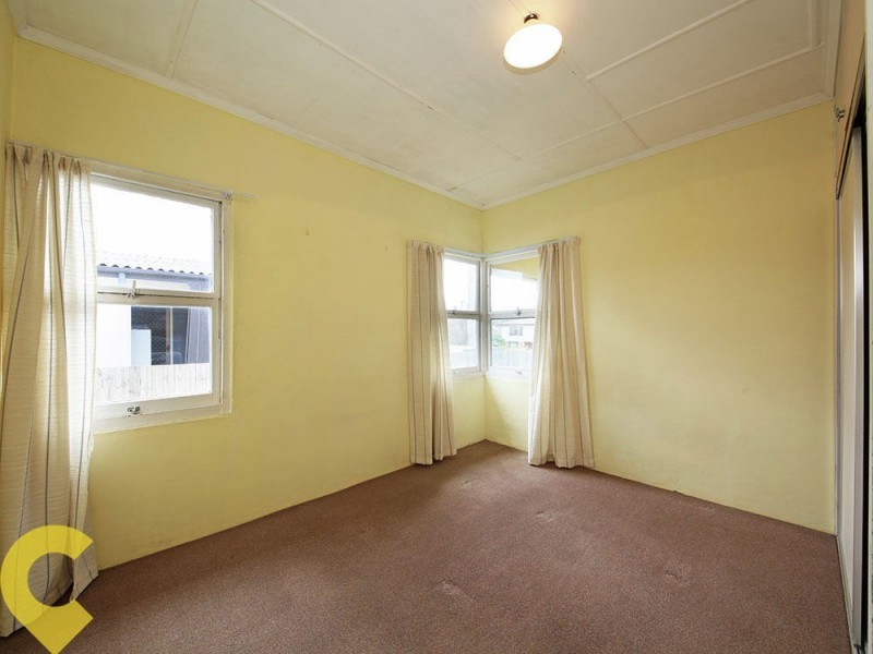 57 Griffith Road, Scarborough QLD 4020