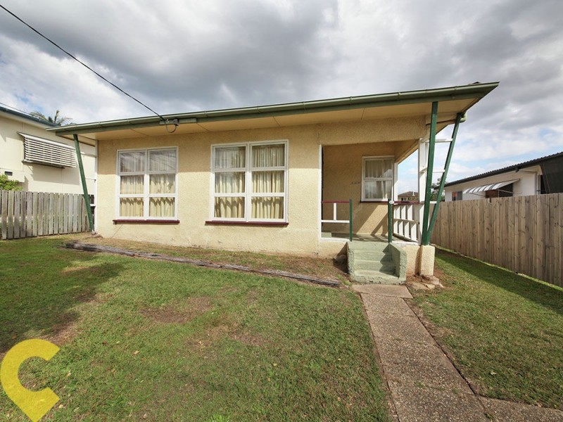 57 Griffith Road, Scarborough QLD 4020