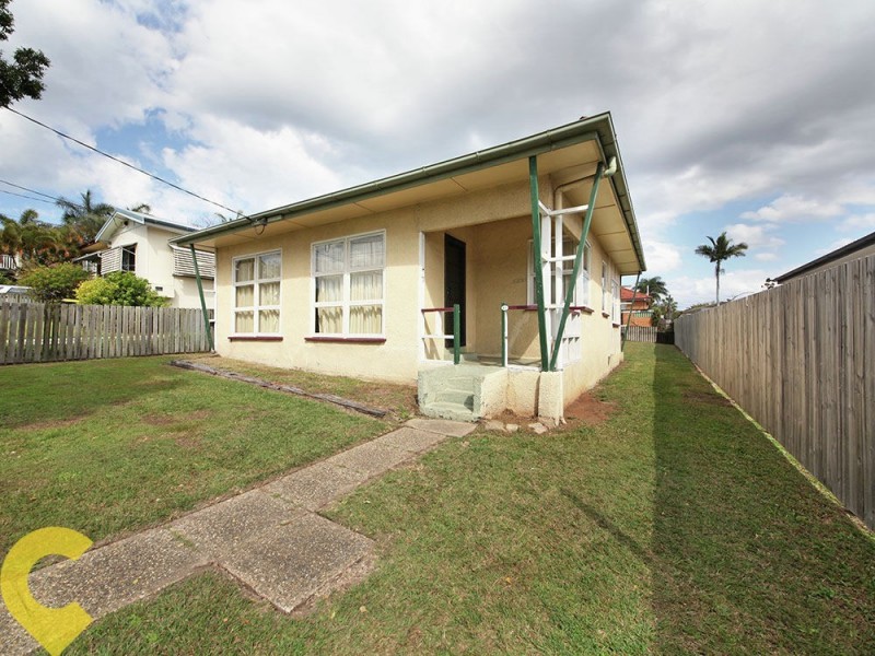 57 Griffith Road, Scarborough QLD 4020