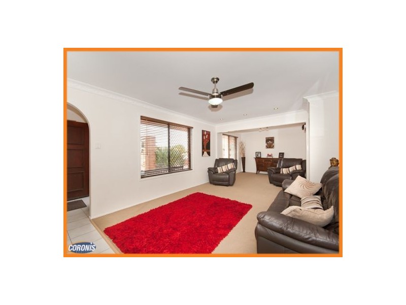 41 Southern Cross Drive, Newport QLD 4020