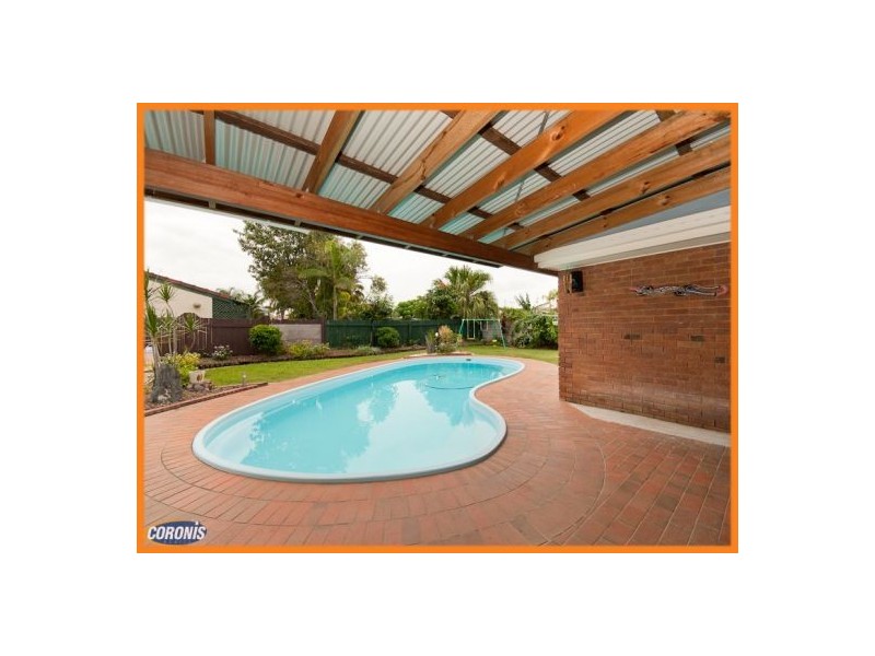 41 Southern Cross Drive, Newport QLD 4020