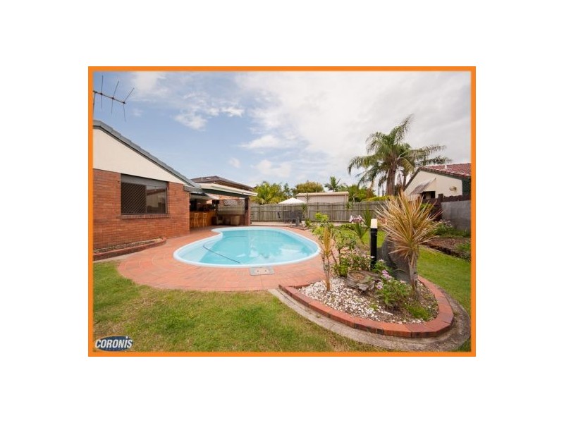 41 Southern Cross Drive, Newport QLD 4020