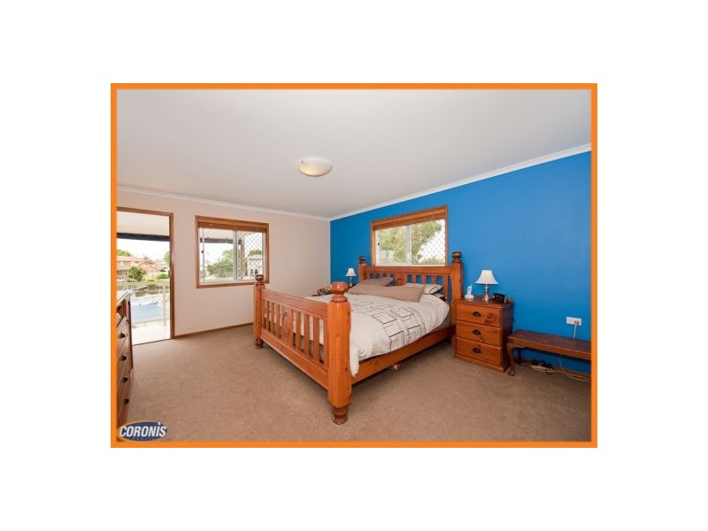 21 Intrepid Court, Newport QLD 4020
