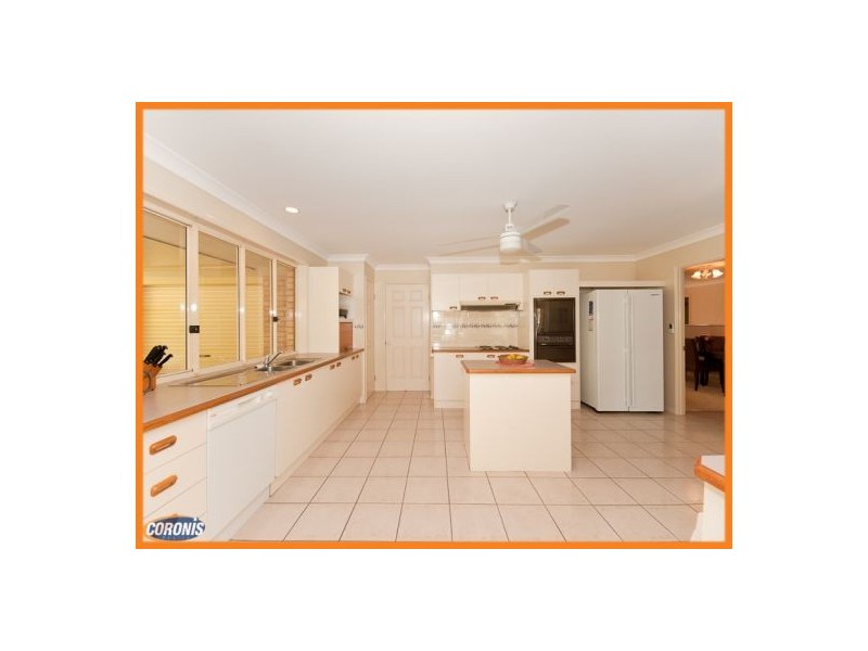 13 Reliance Court, Newport QLD 4020