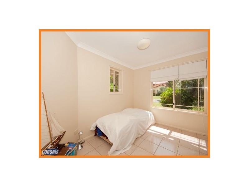 13 Reliance Court, Newport QLD 4020