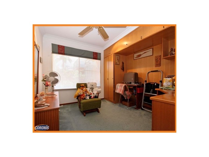 23 Southern Cross Drive, Newport QLD 4020