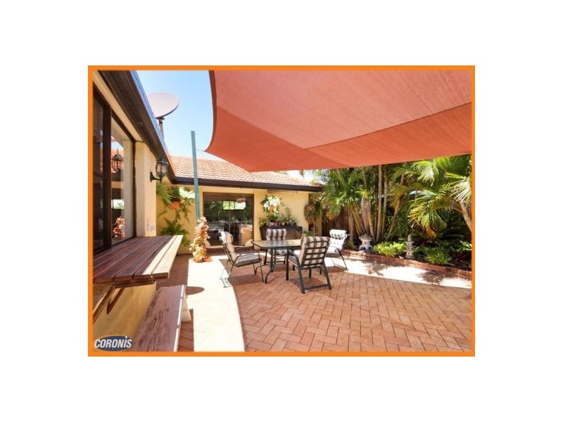 23 Southern Cross Drive, Newport QLD 4020