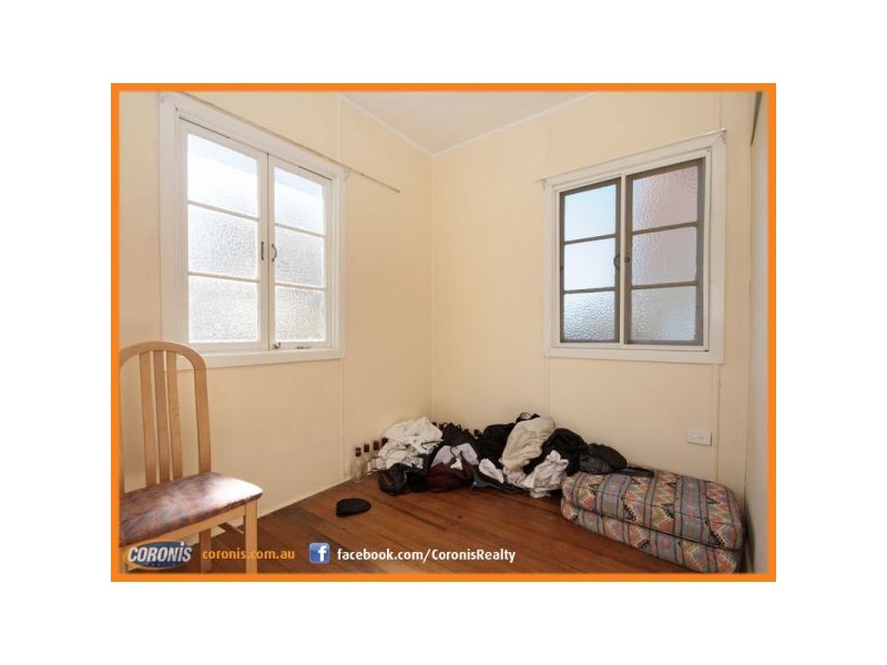 14 Hardiman Street, Woody Point QLD 4019
