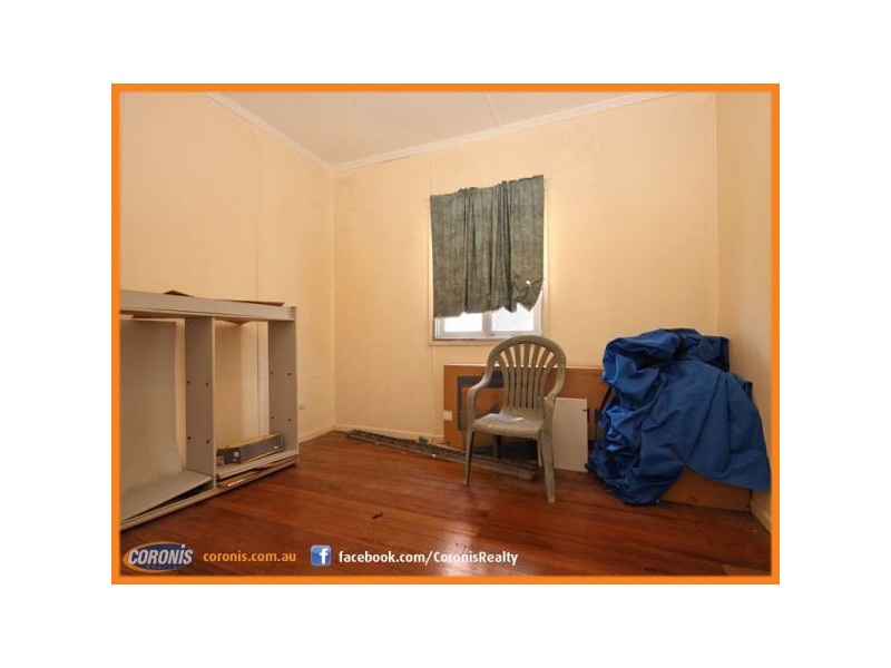 14 Hardiman Street, Woody Point QLD 4019