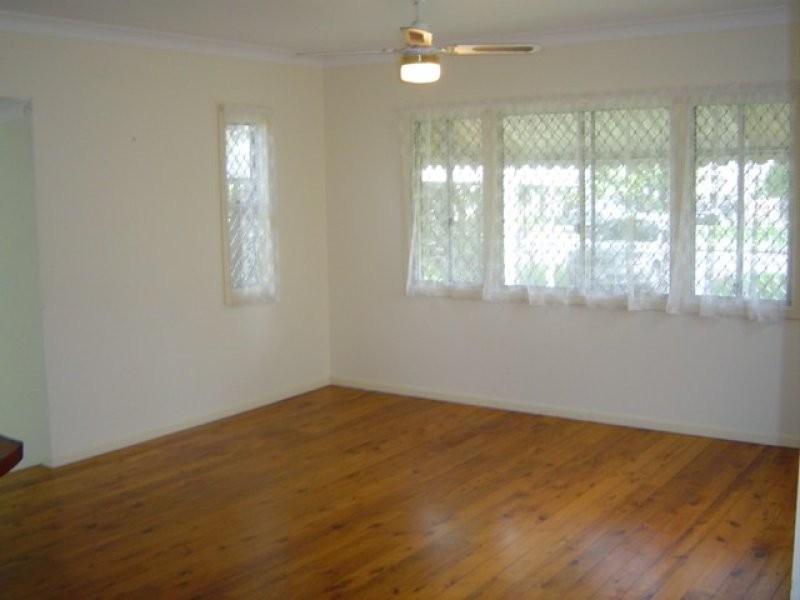 1 Weaber Street, Clontarf QLD 4019