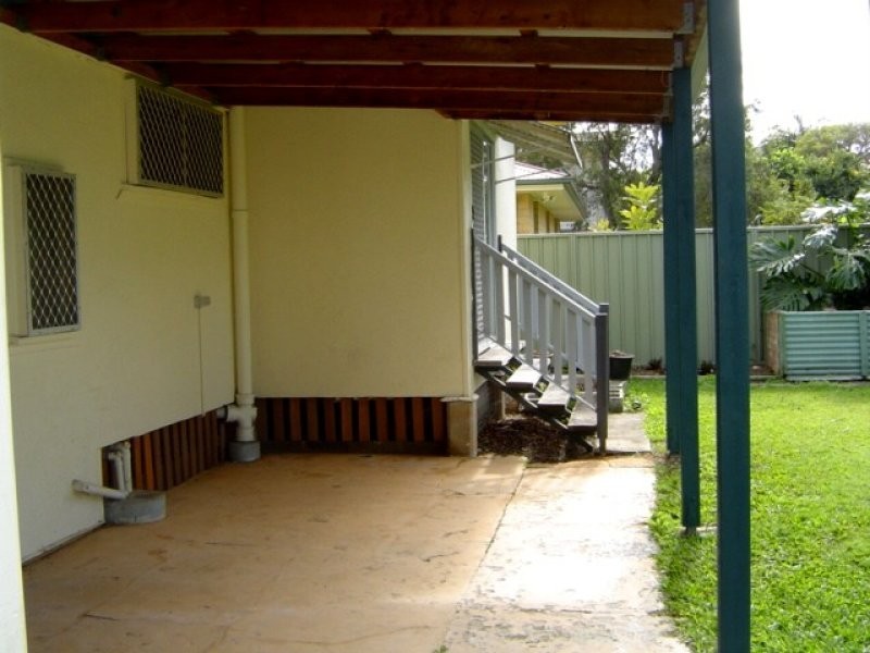 1 Weaber Street, Clontarf QLD 4019