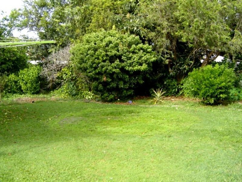 1 Weaber Street, Clontarf QLD 4019
