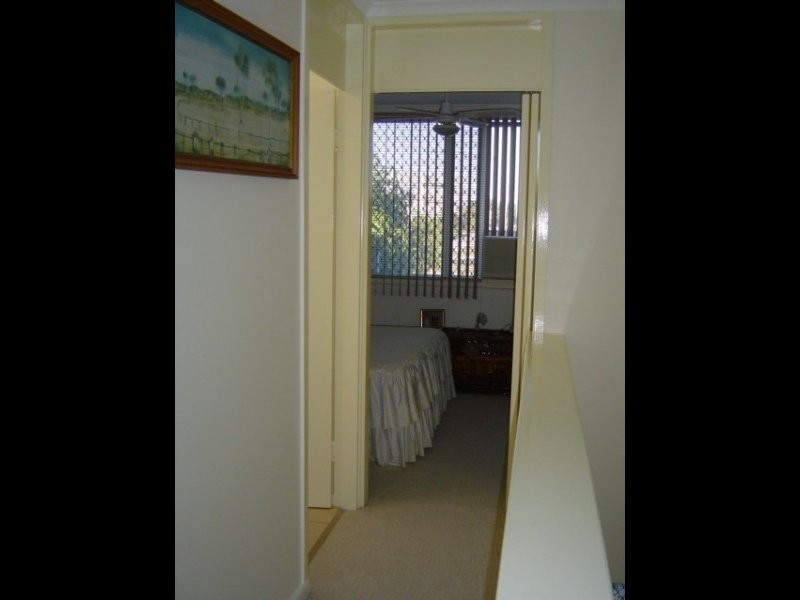 11/2A Moffat Street, Scarborough QLD 4020