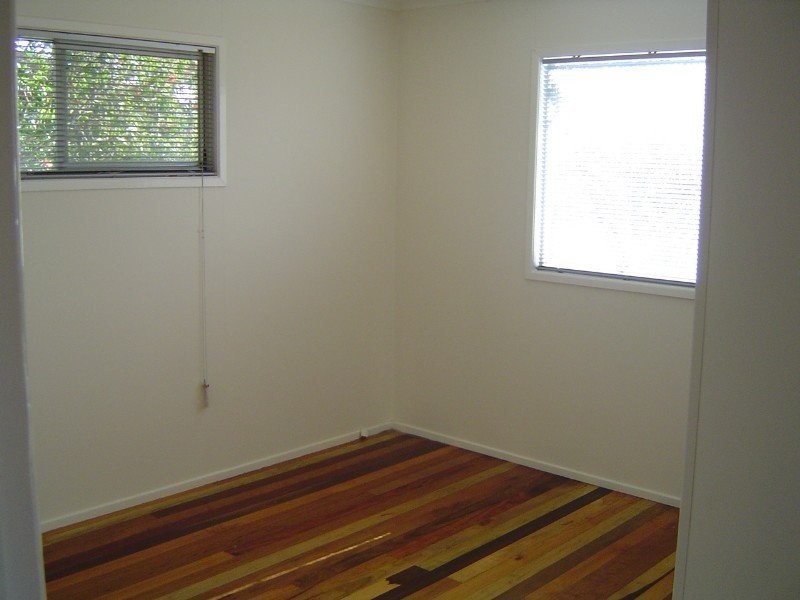 19 Wendy Crescent, Clontarf QLD 4019