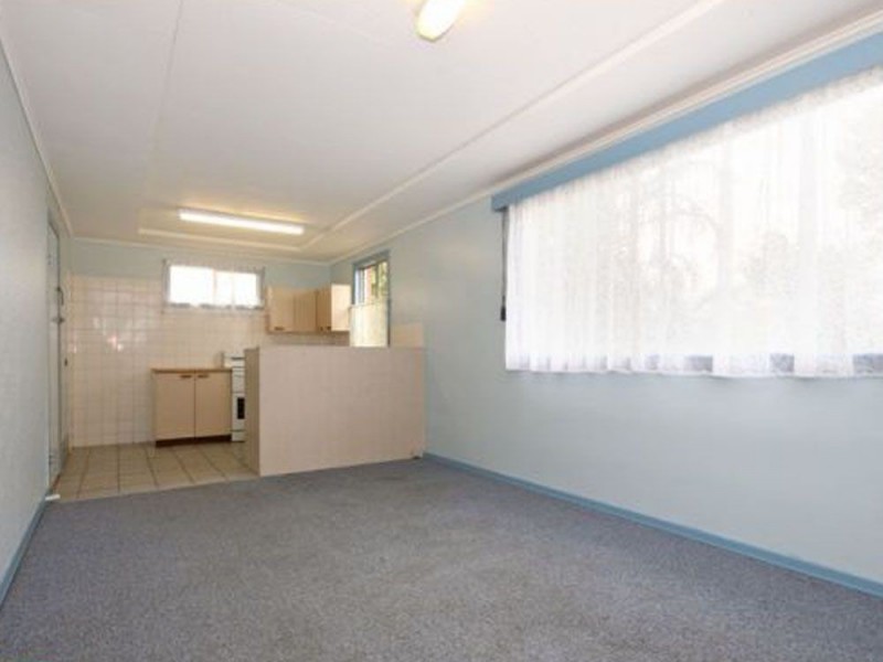 10 Ralph Street, Clontarf QLD 4019
